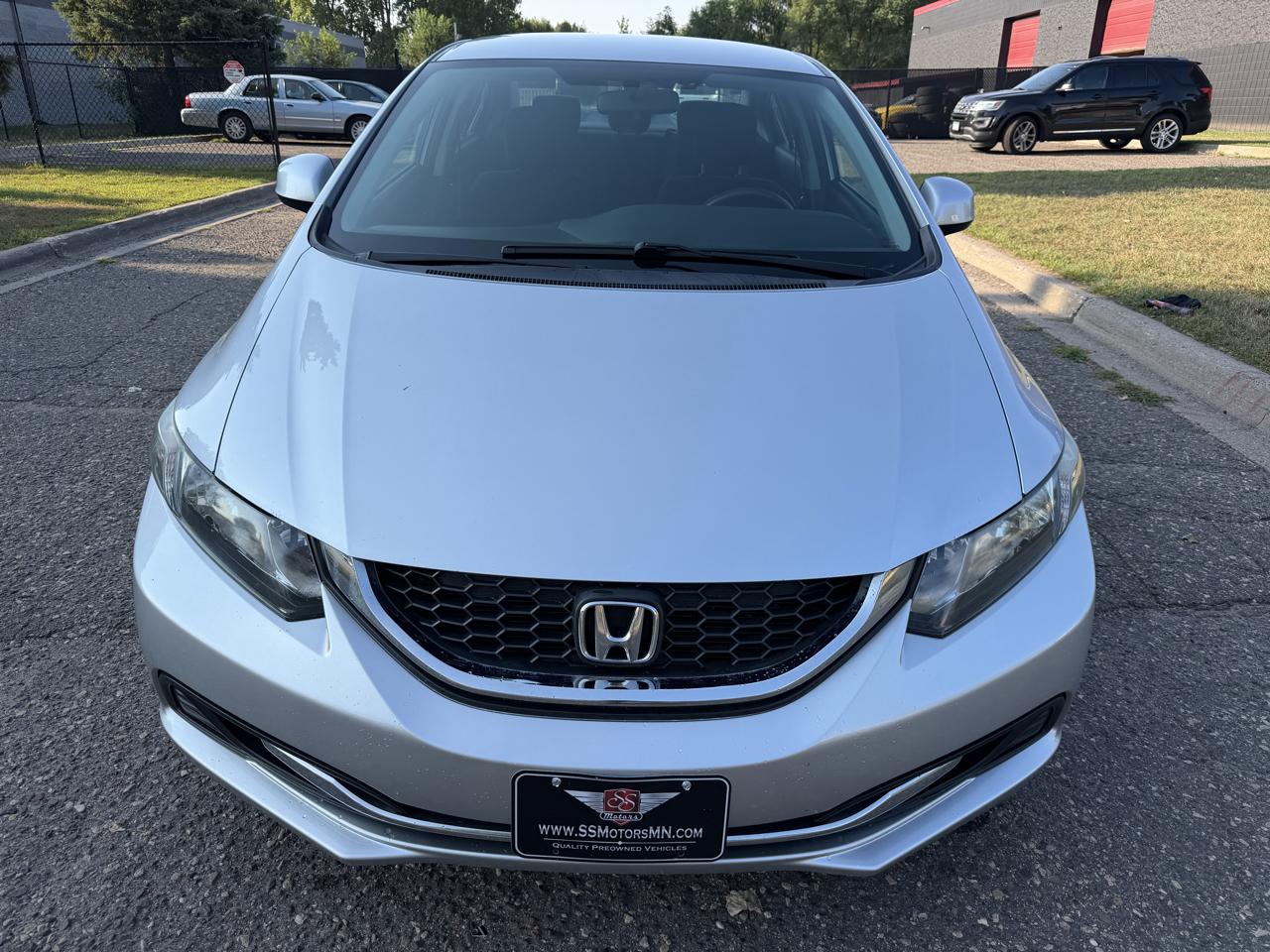 Honda Civic LX Sedan 5-Speed AT 2013