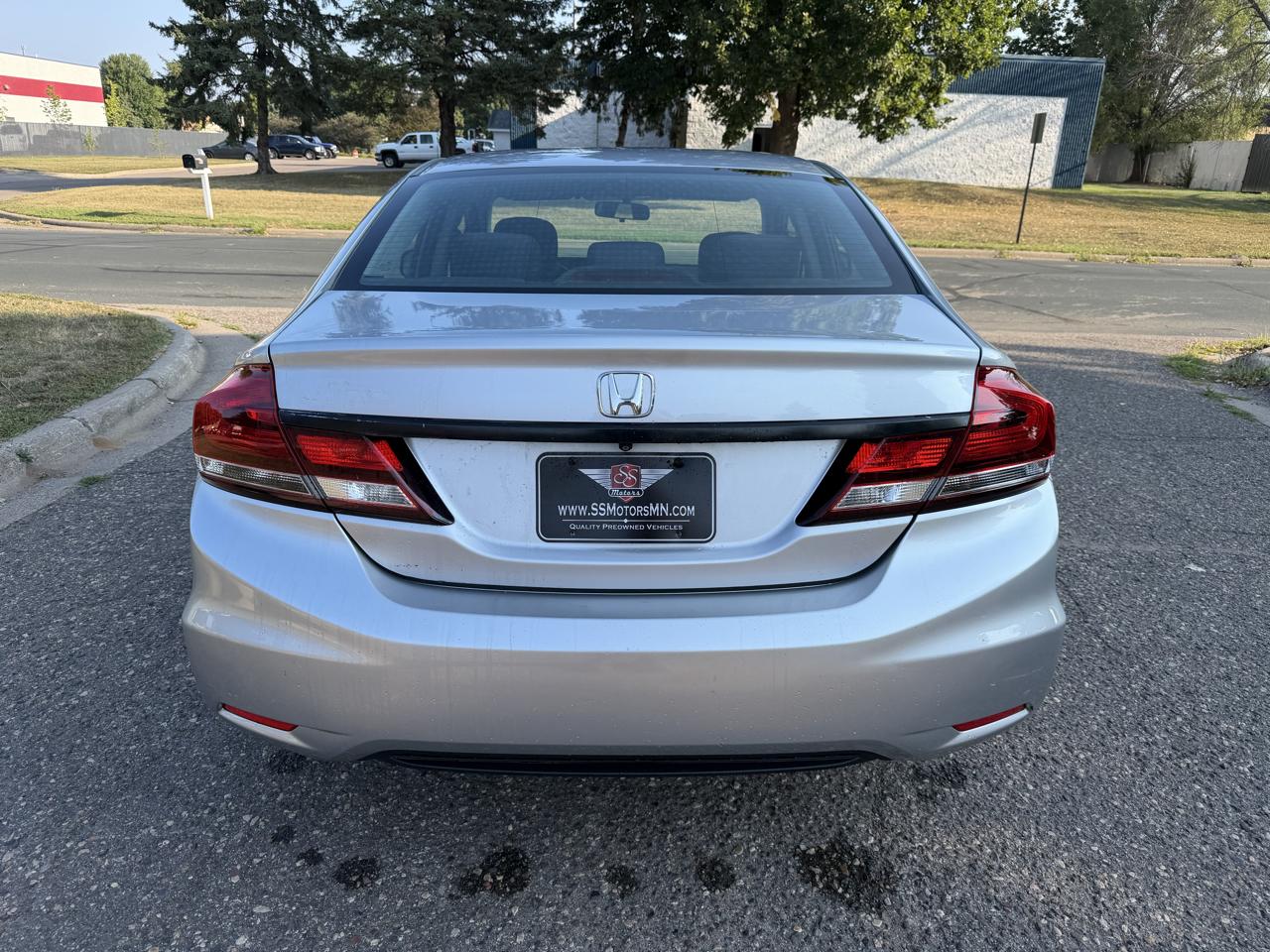 Honda Civic LX Sedan 5-Speed AT 2013