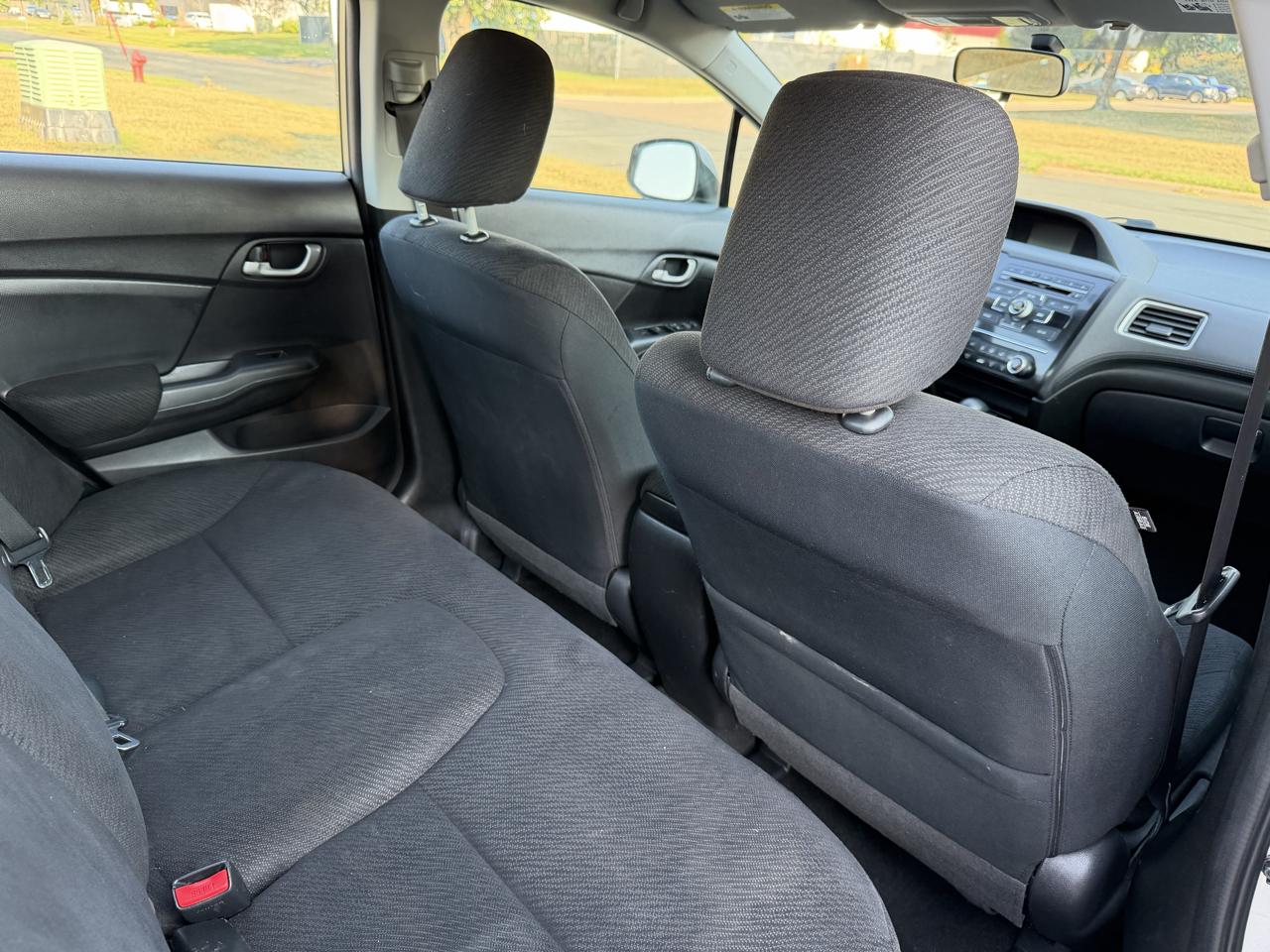 Honda Civic LX Sedan 5-Speed AT 2013