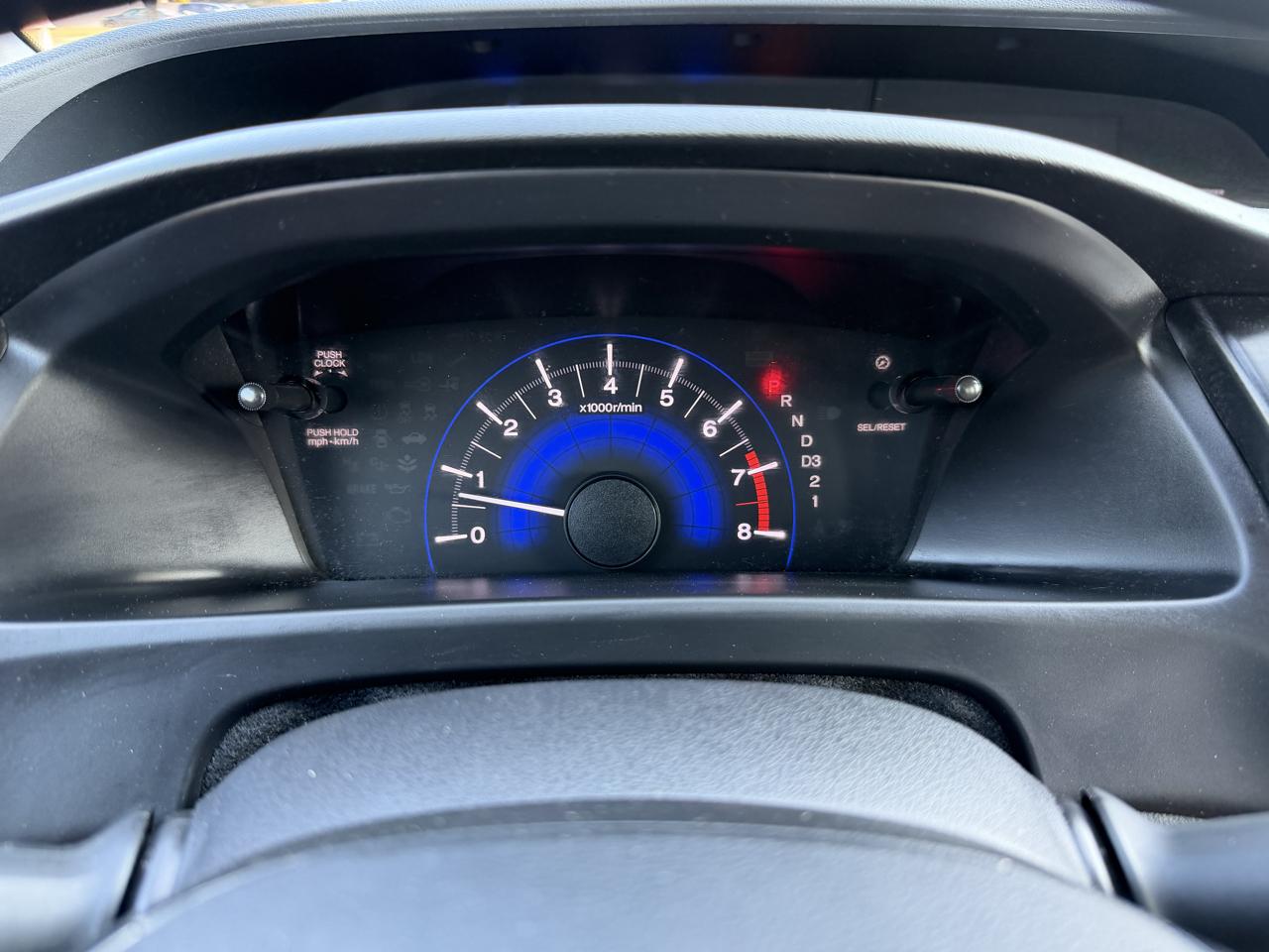 Honda Civic LX Sedan 5-Speed AT 2013