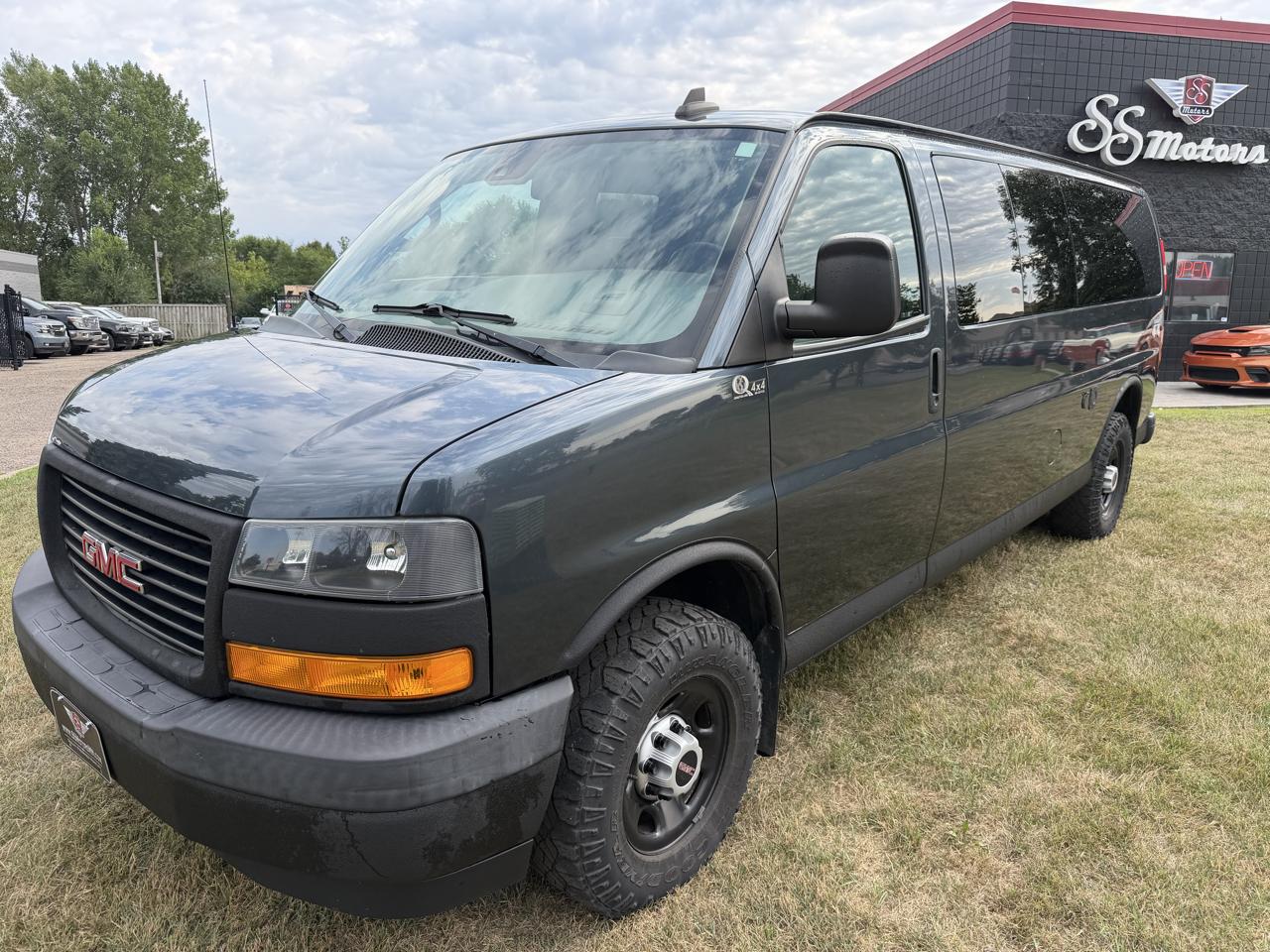 GMC Savana G2500 Extended Cargo 2019