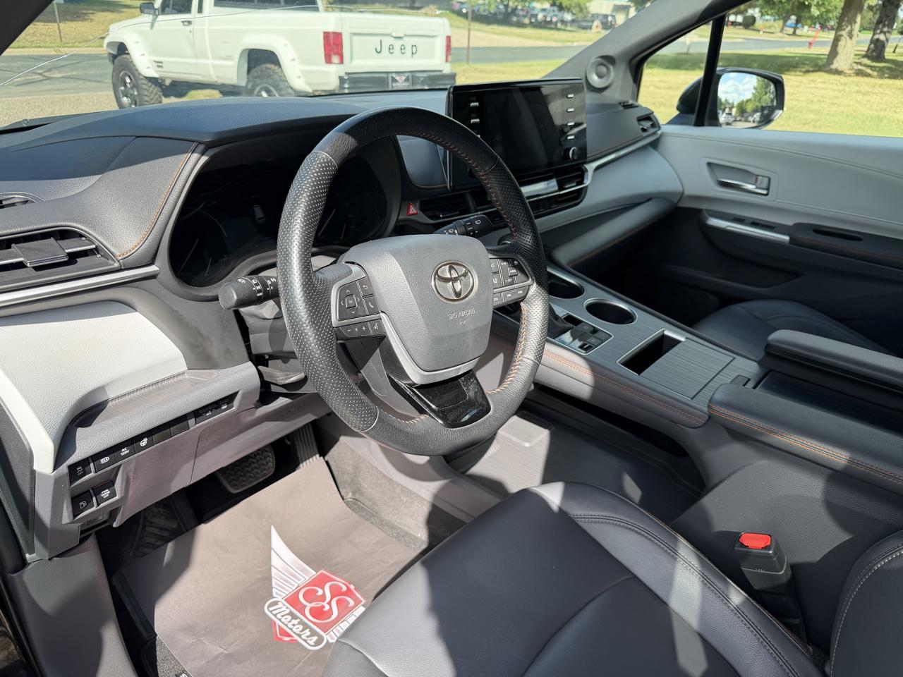 Toyota Sienna Unknown 2021