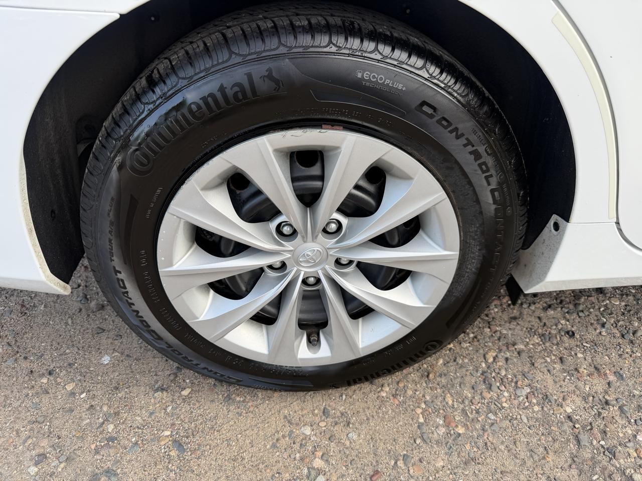 Toyota Camry LE 2015