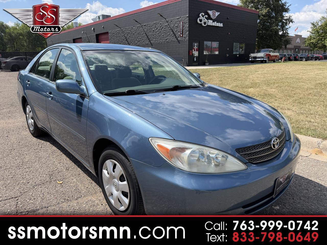 Toyota Camry LE 2002