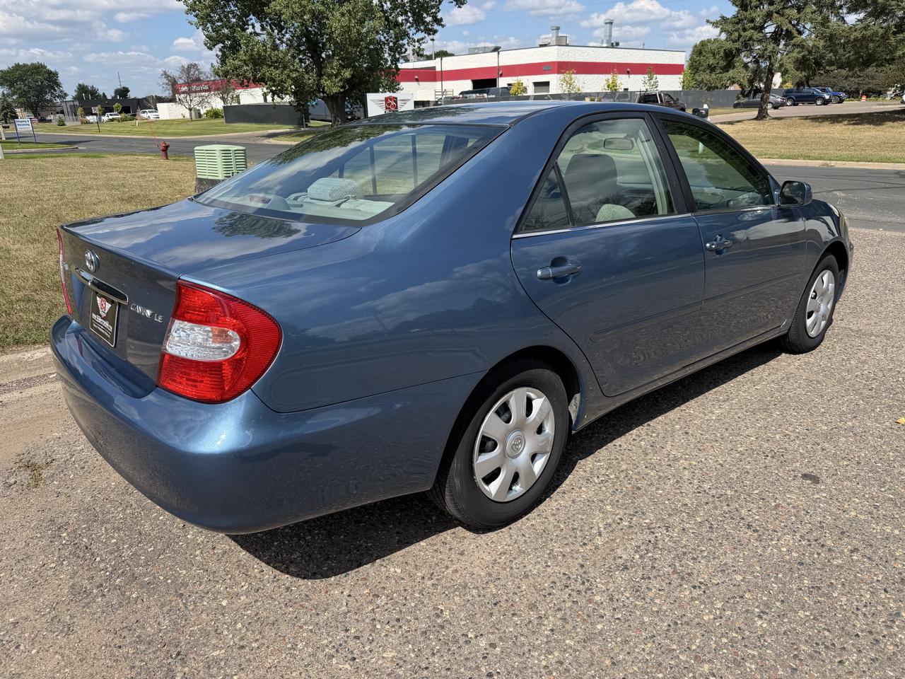 Toyota Camry LE 2002