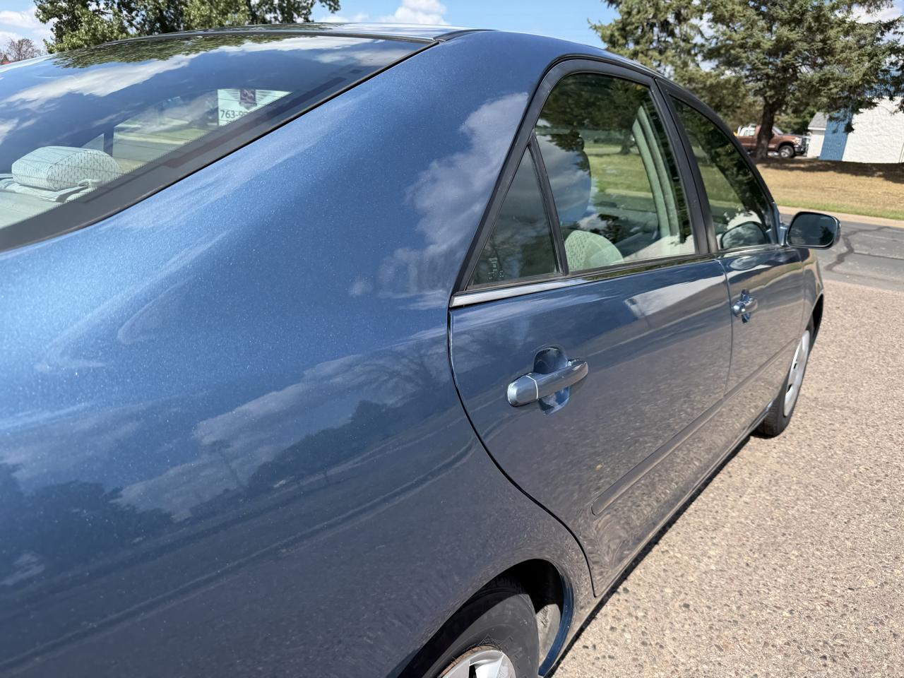 Toyota Camry LE 2002