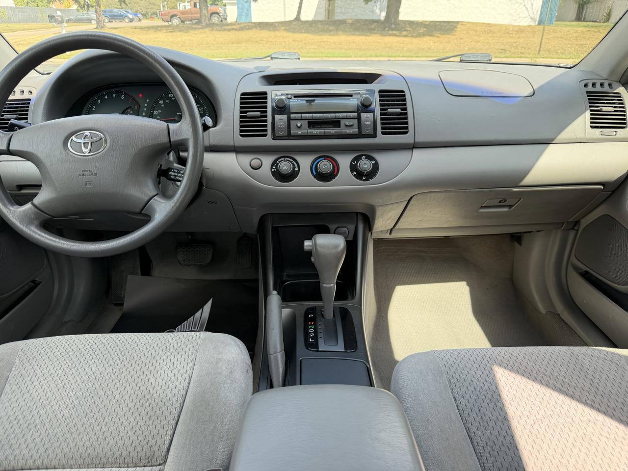 Toyota Camry LE 2002