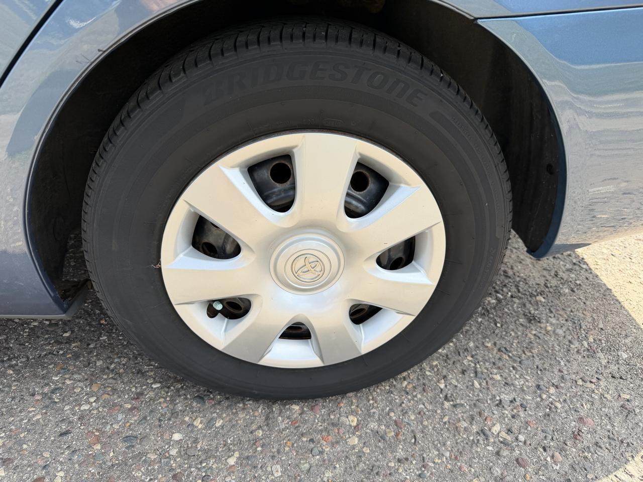 Toyota Camry LE 2002