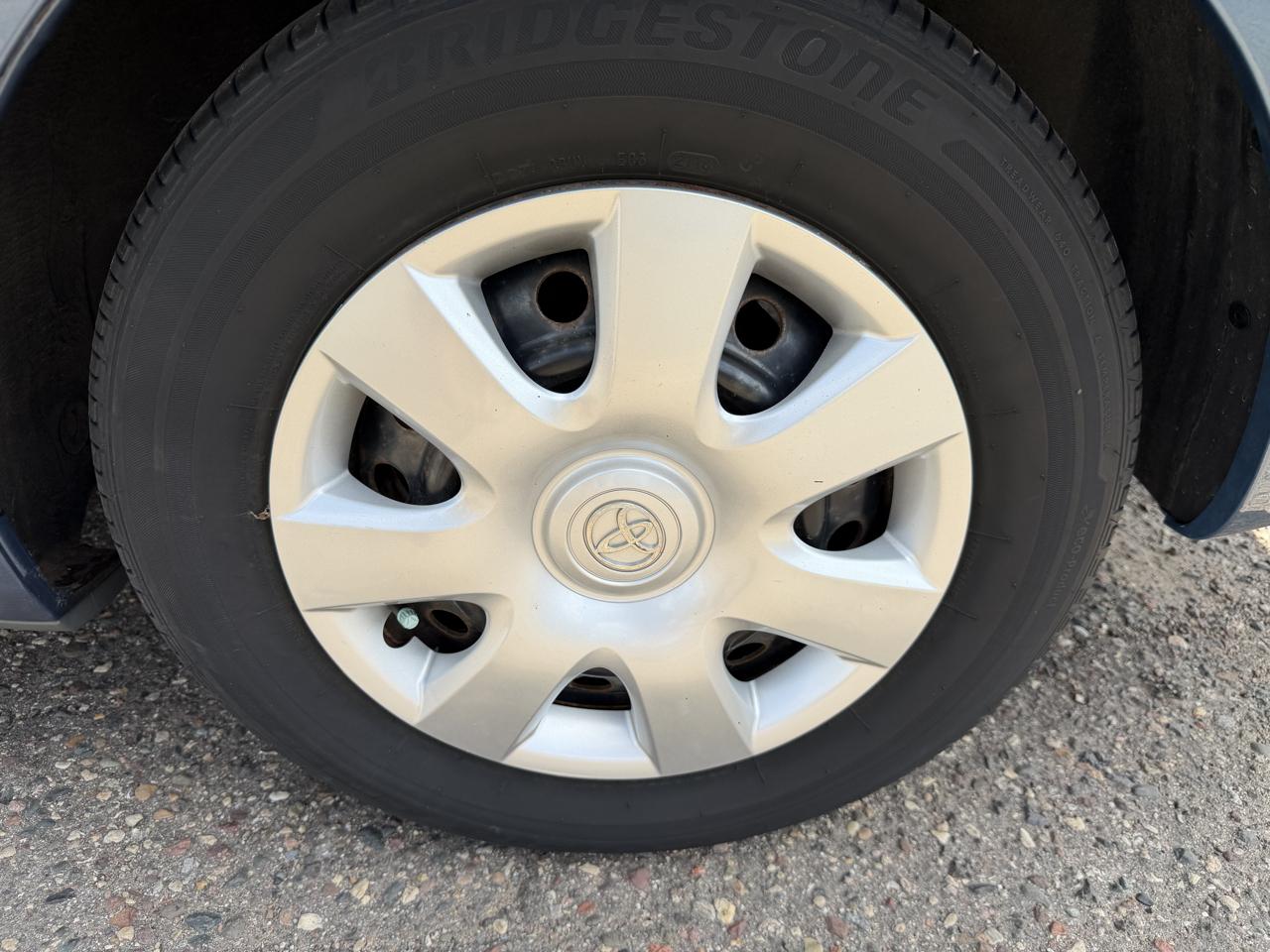 Toyota Camry LE 2002