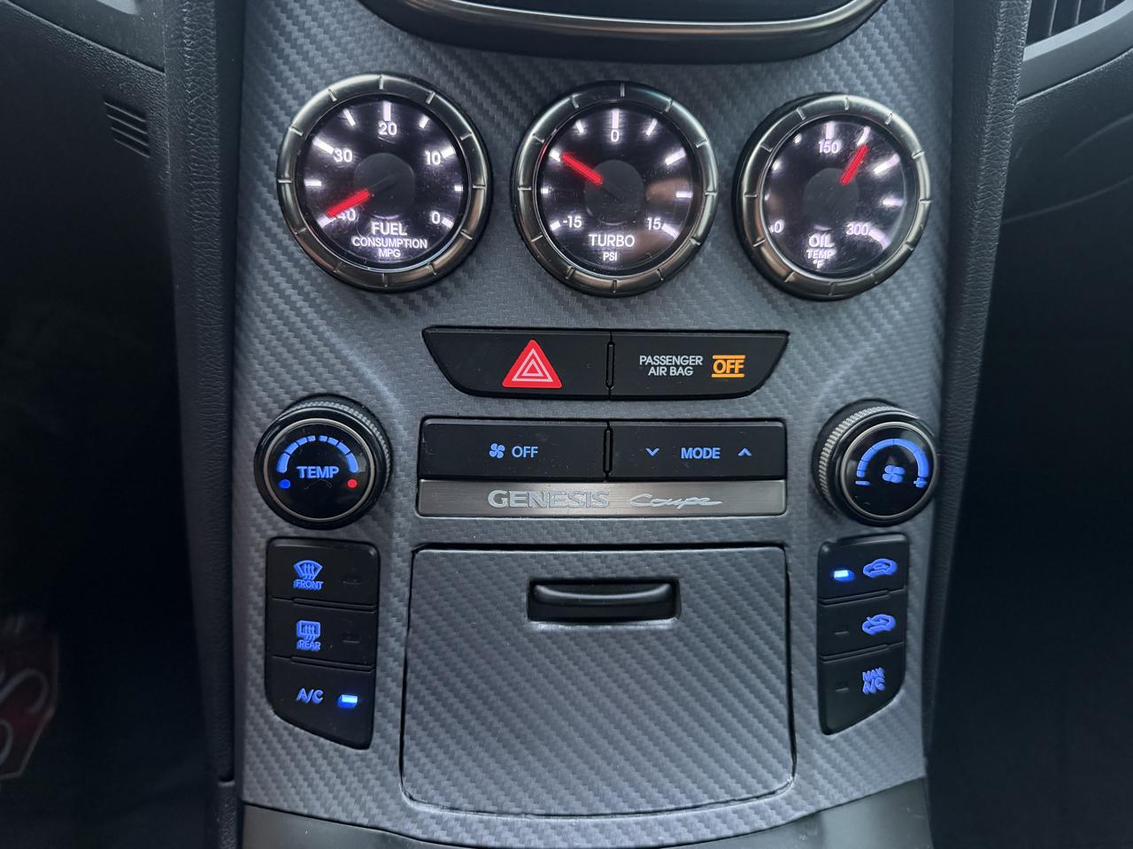 Hyundai Genesis Coupe 2.0T 8AT 2014