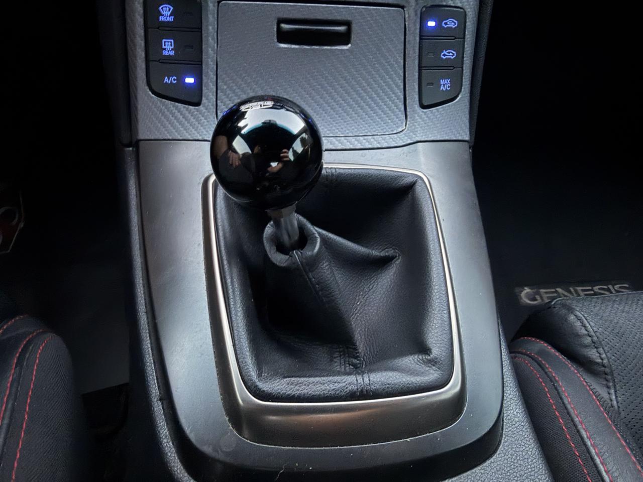 Hyundai Genesis Coupe 2.0T 8AT 2014
