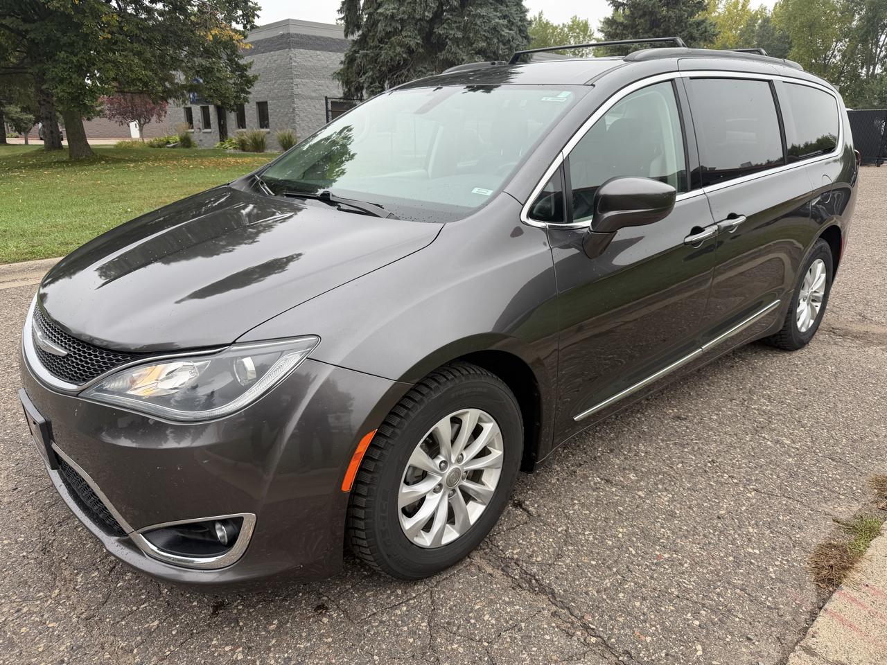 Chrysler Pacifica Touring-L 2017
