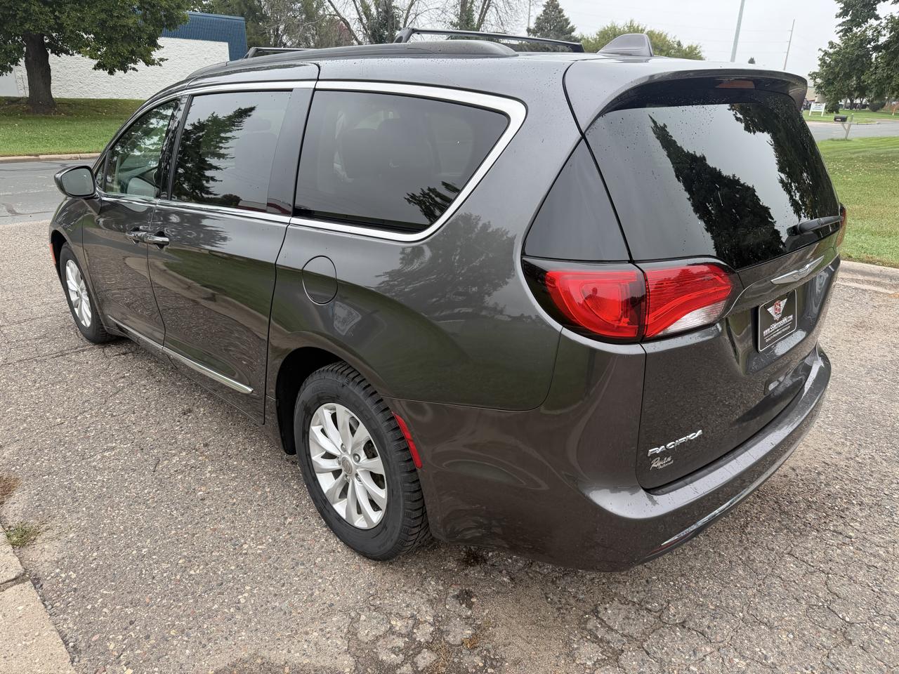 Chrysler Pacifica Touring-L 2017