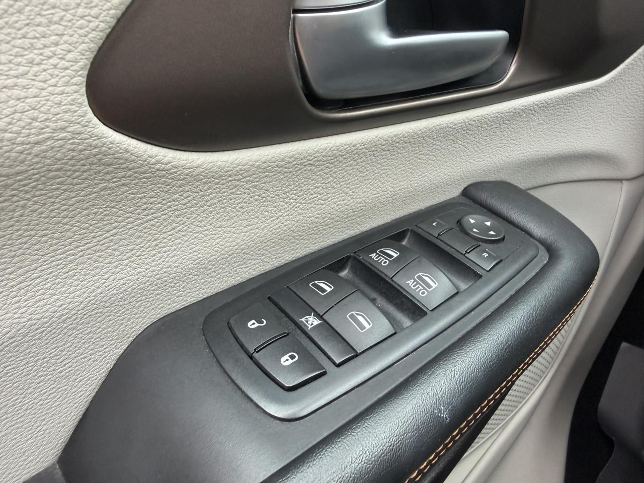 Chrysler Pacifica Touring-L 2017