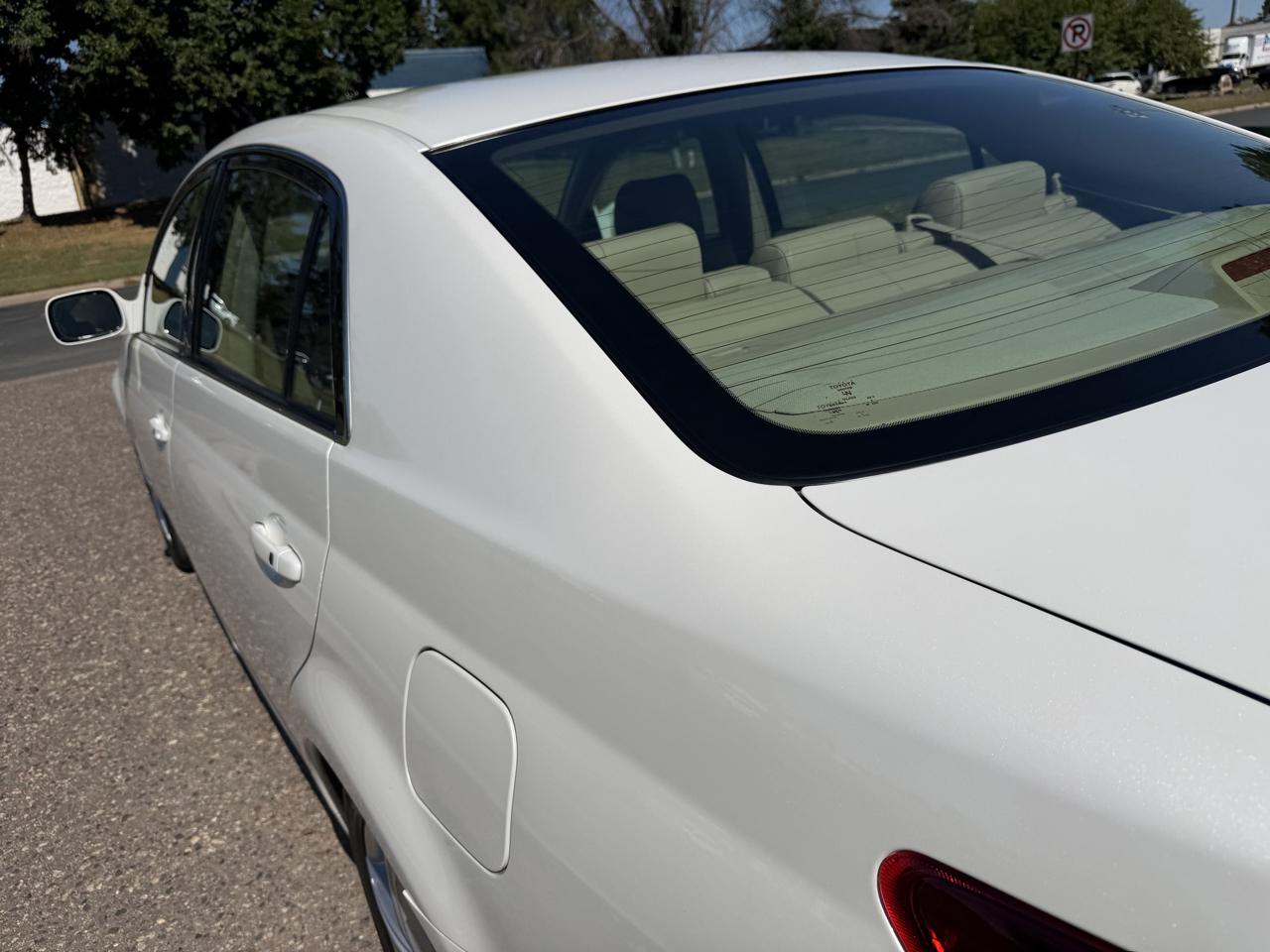 Toyota Avalon XL 2005
