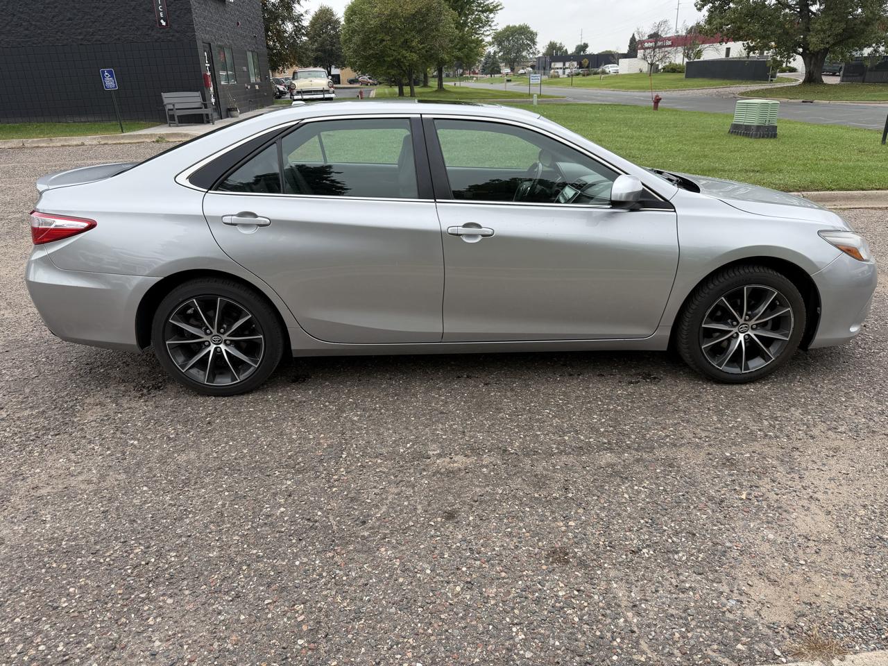 Toyota Camry LE 2017