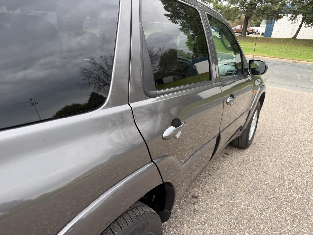 Mazda Tribute s 4WD 4-spd AT 2005