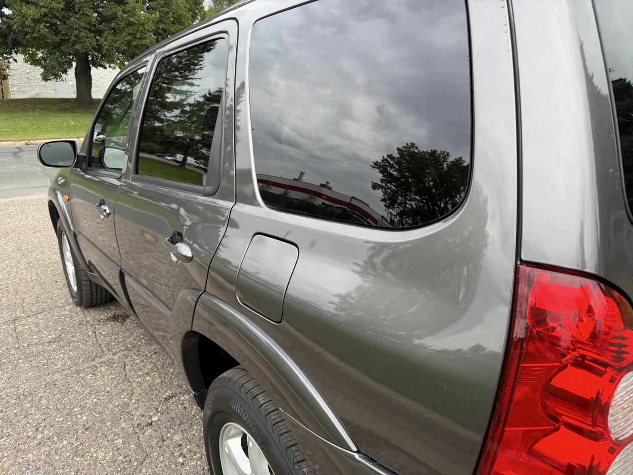 Mazda Tribute s 4WD 4-spd AT 2005