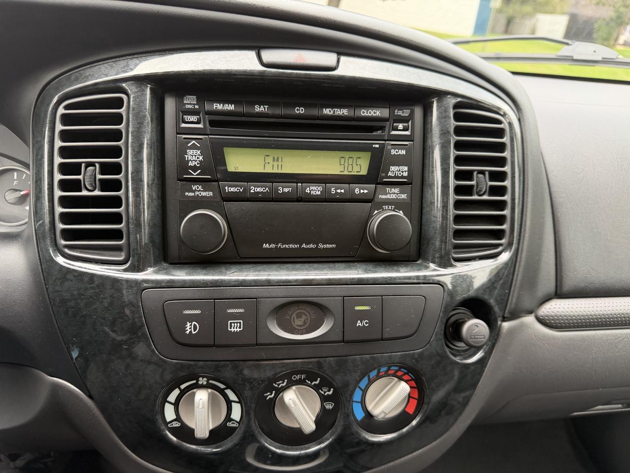 Mazda Tribute s 4WD 4-spd AT 2005