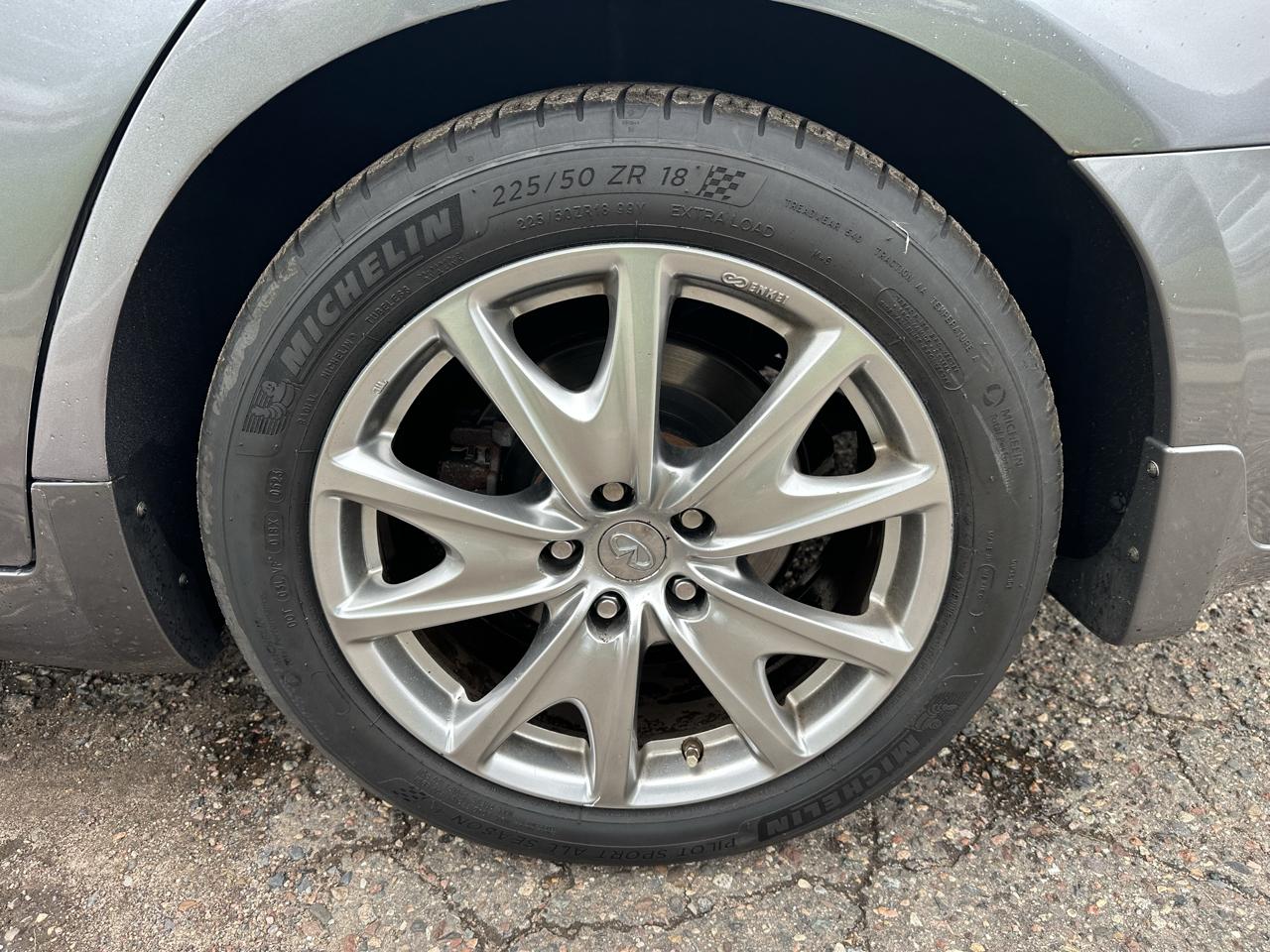 Infiniti G Sedan G37x AWD 2011