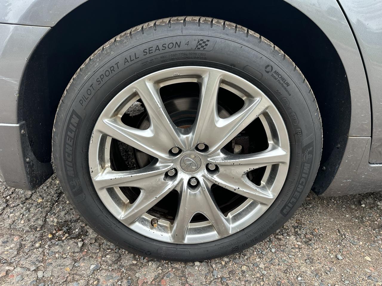 Infiniti G Sedan G37x AWD 2011