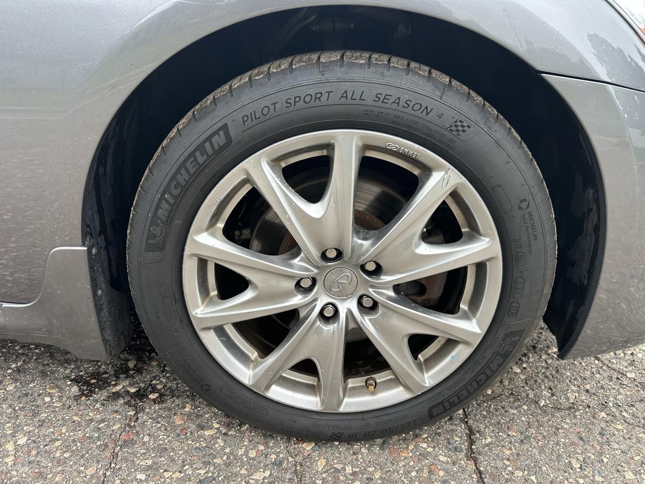 Infiniti G Sedan G37x AWD 2011