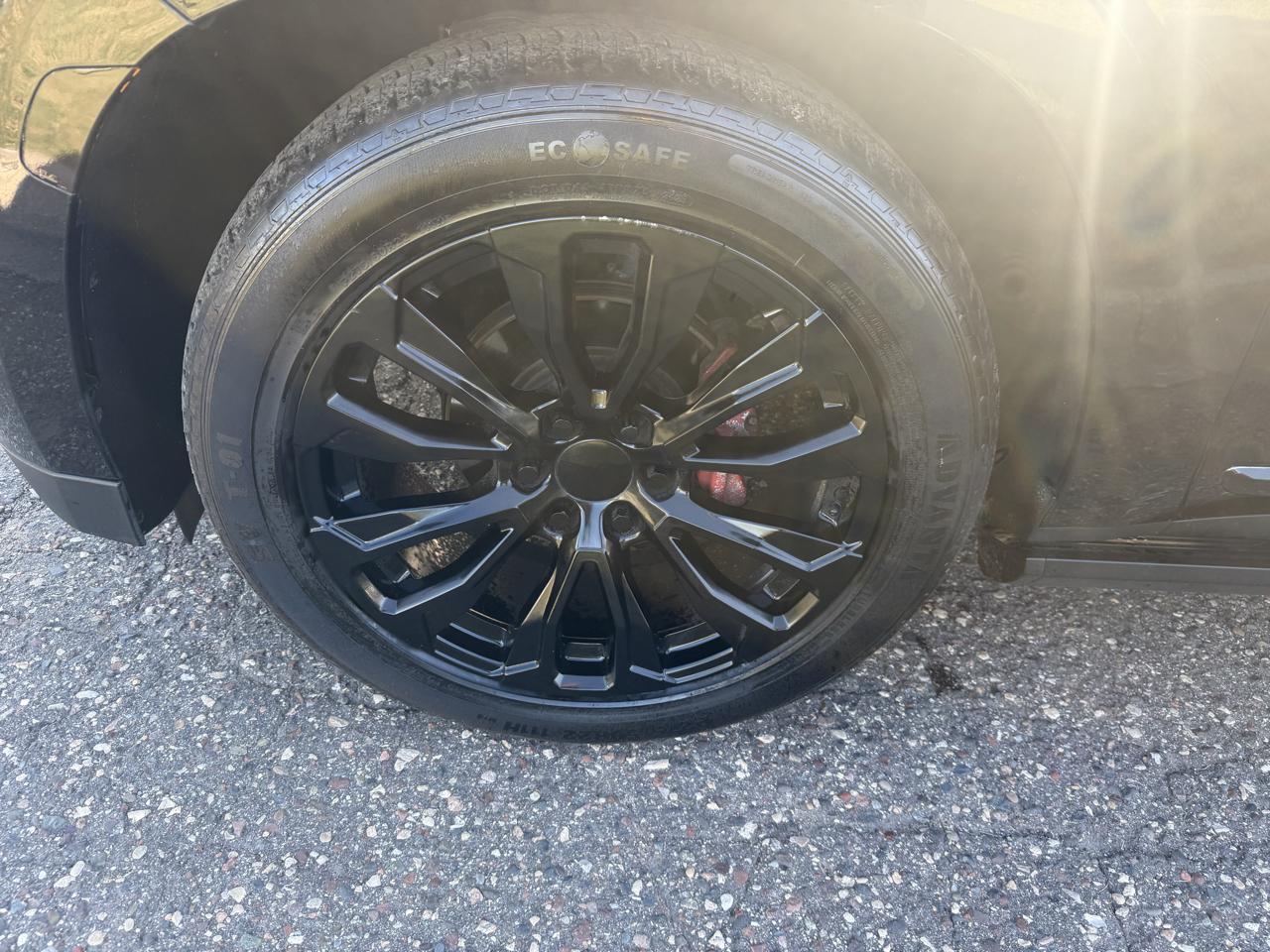 GMC Yukon Denali 4WD 2021