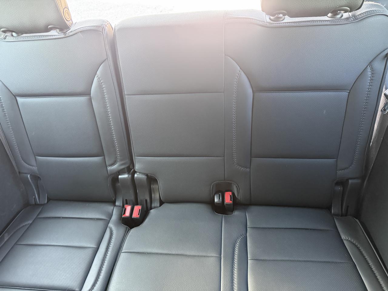 GMC Yukon Denali 4WD 2021
