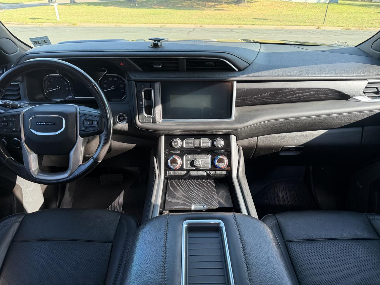 GMC Yukon Denali 4WD 2021