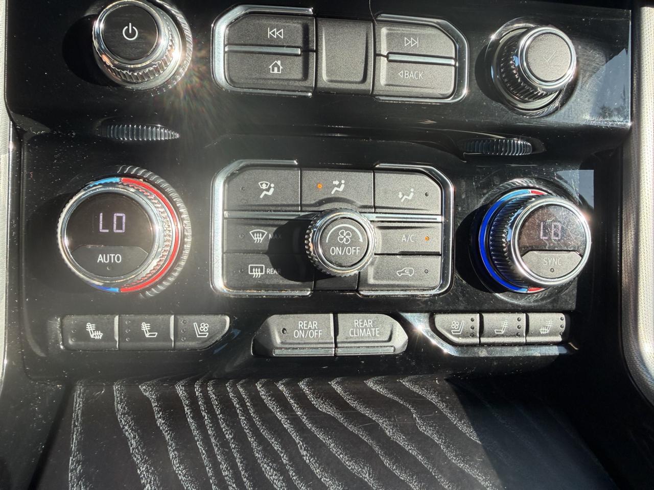 GMC Yukon Denali 4WD 2021