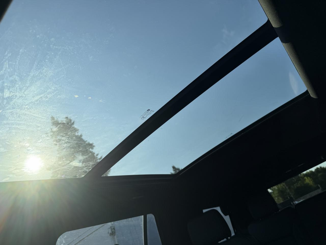 GMC Yukon Denali 4WD 2021