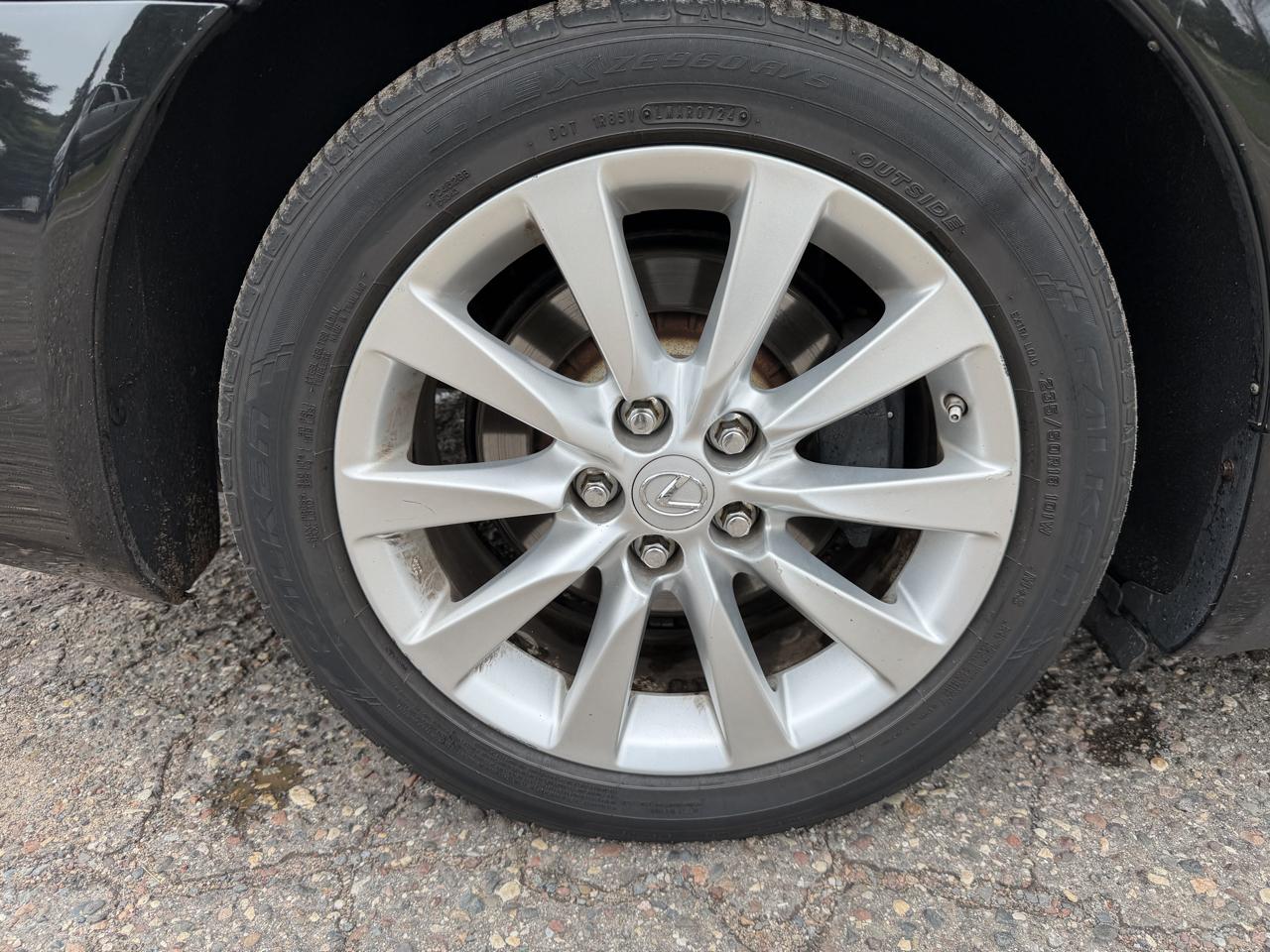 Lexus LS 460 Luxury Sedan AWD 2012