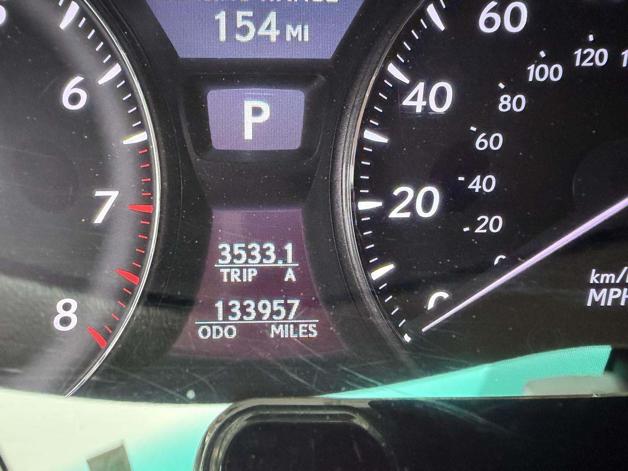Lexus LS 460 Luxury Sedan AWD 2012