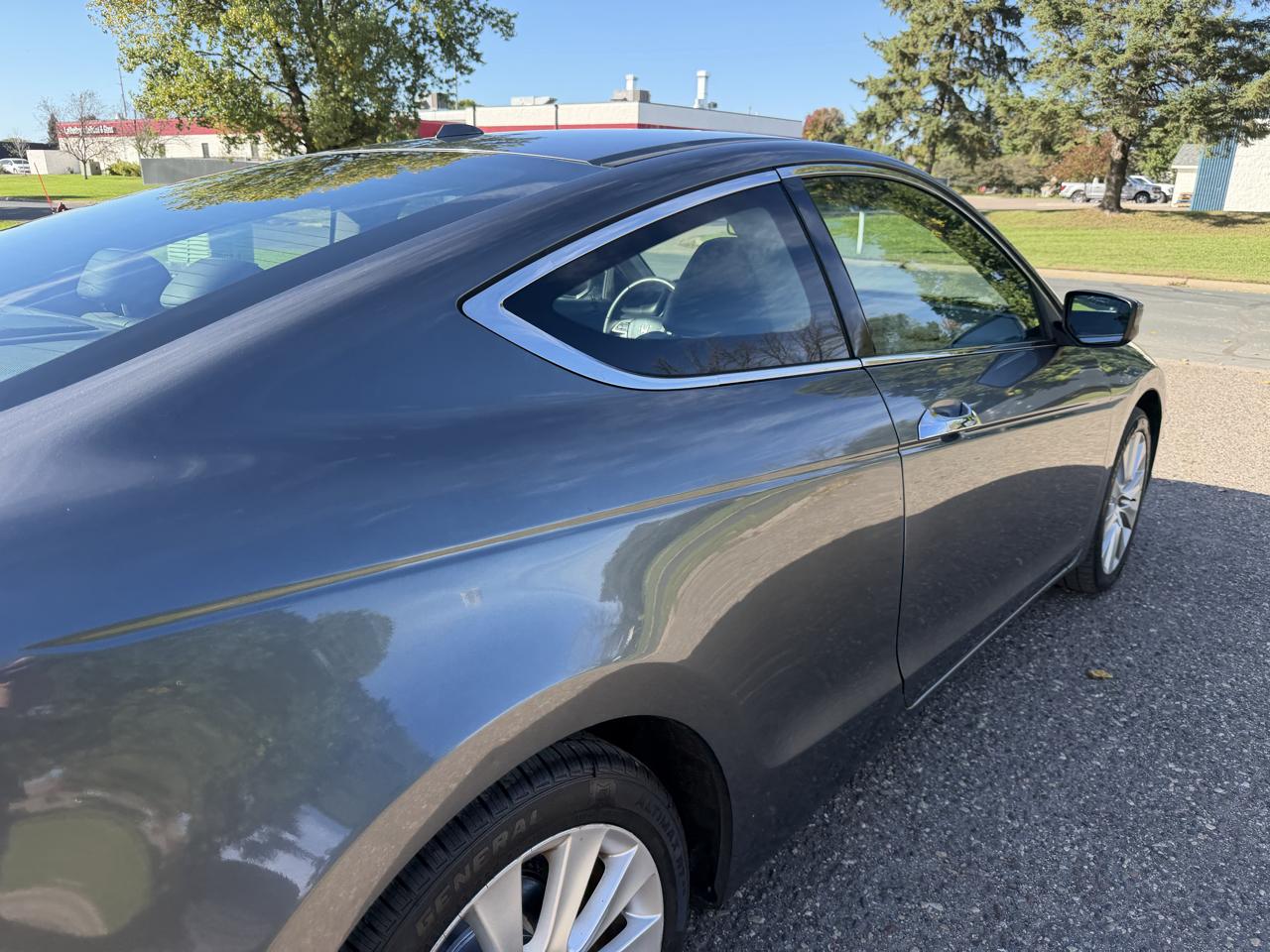 Honda Accord EX-L V-6 Coupe AT 2010