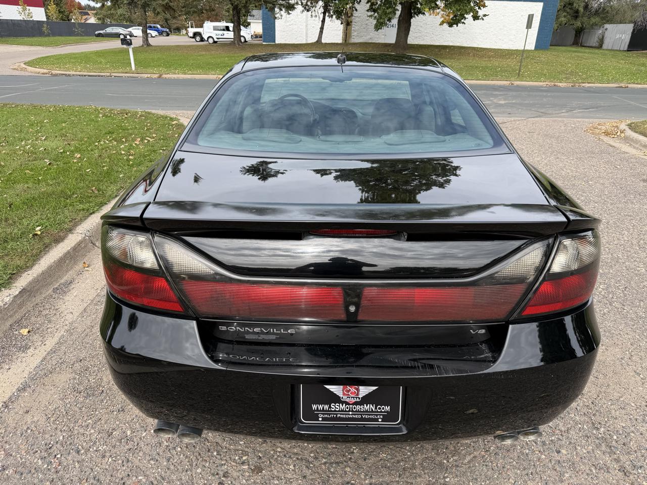 Pontiac Bonneville GXP 2005