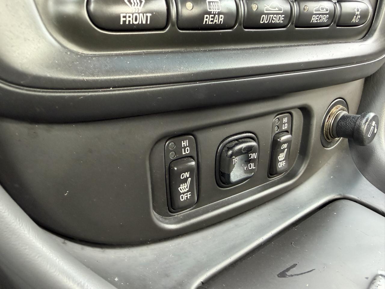 Pontiac Bonneville GXP 2005
