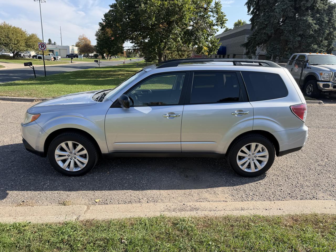 Subaru Forester 2.5X Premium 2012