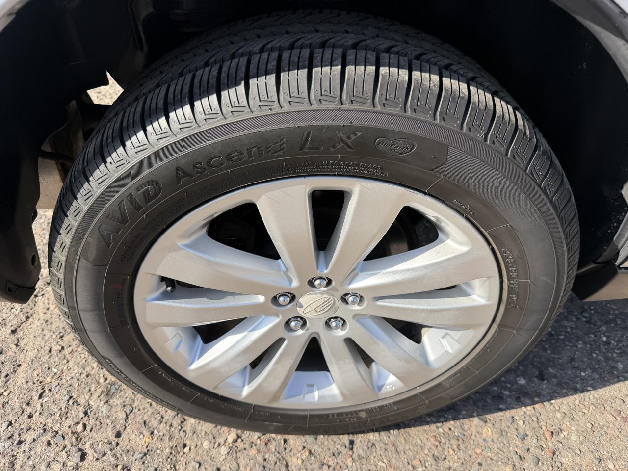 Subaru Forester 2.5X Premium 2012