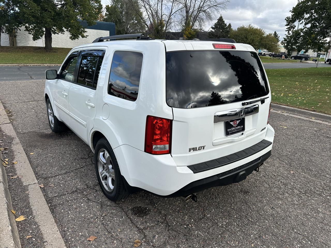 Honda Pilot EX-L 4WD 5-Spd AT 2012
