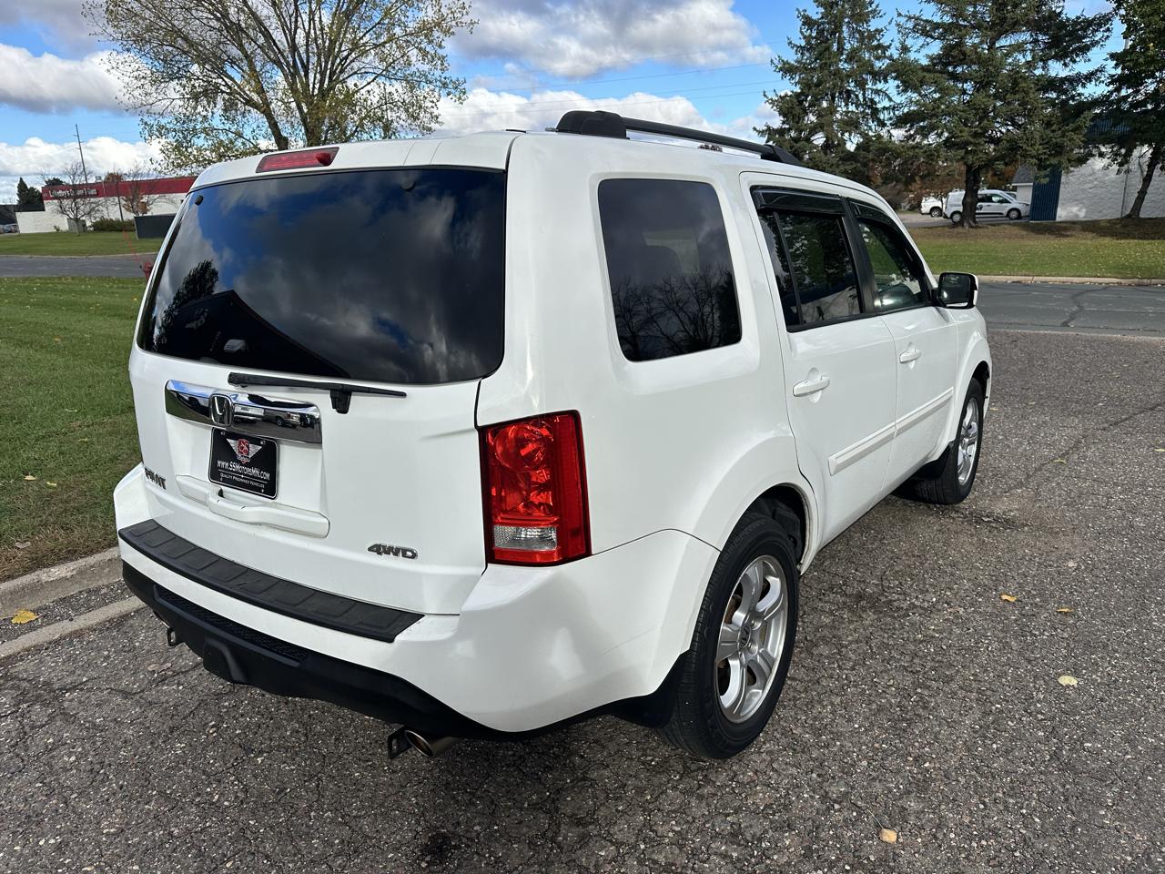 Honda Pilot EX-L 4WD 5-Spd AT 2012
