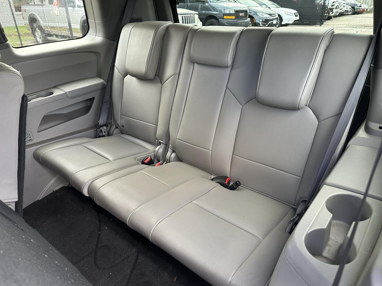 Honda Pilot EX-L 4WD 5-Spd AT 2012