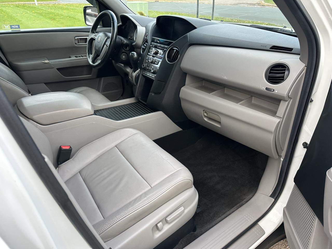 Honda Pilot EX-L 4WD 5-Spd AT 2012