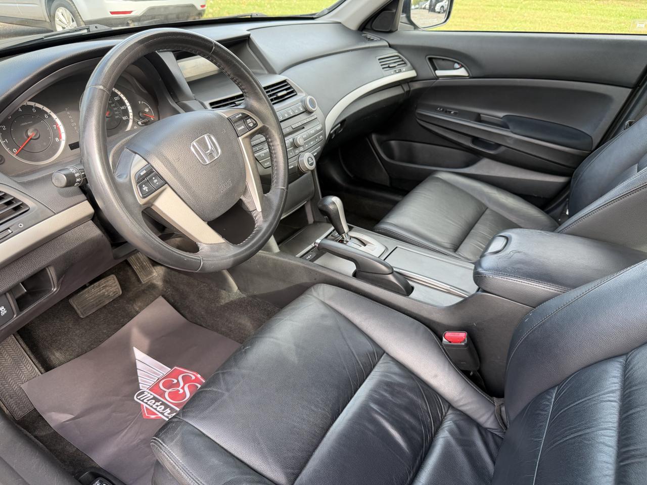 Honda Accord SE Sedan AT 2012
