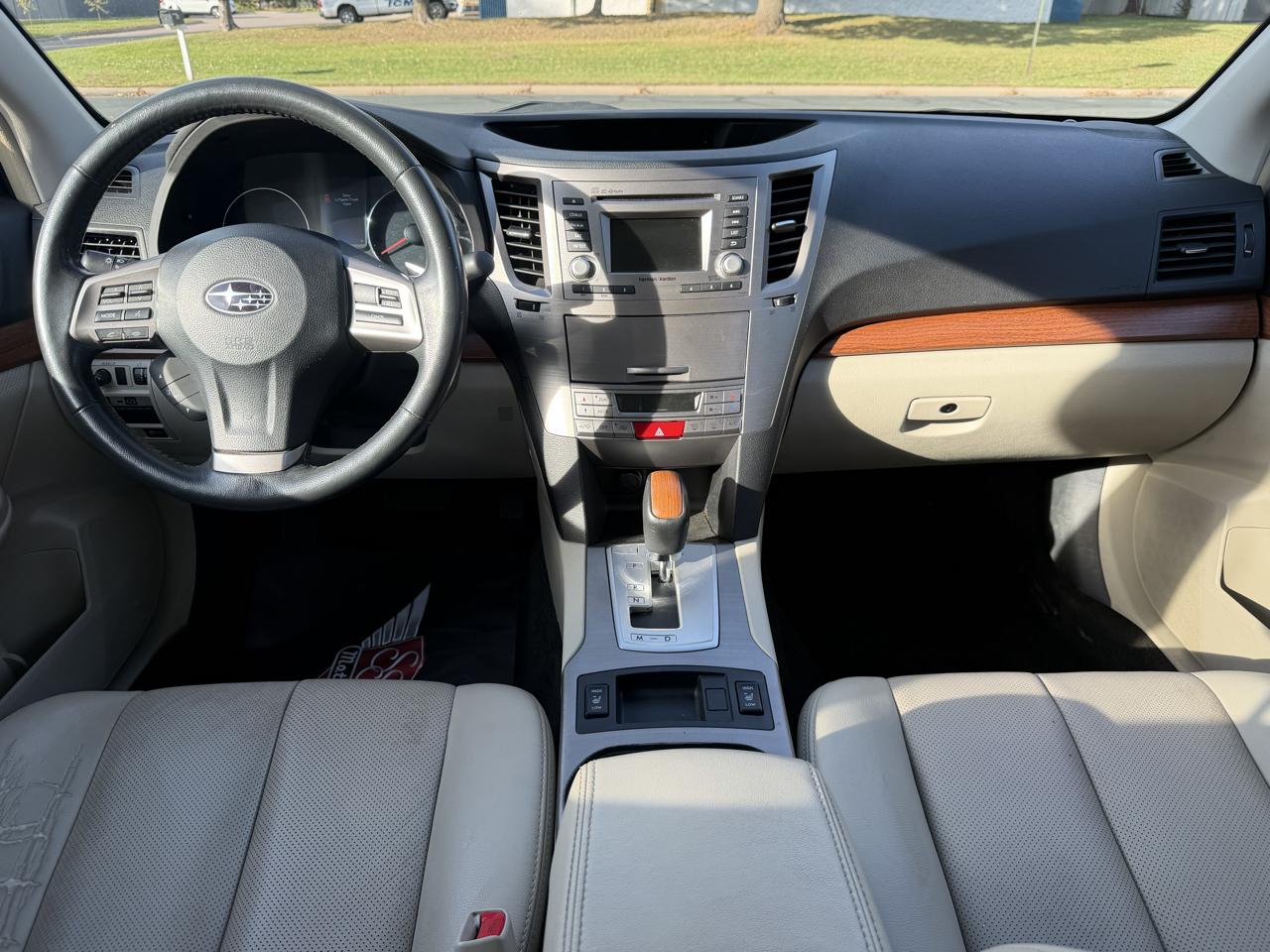 Subaru Outback 2.5i Limited 2014