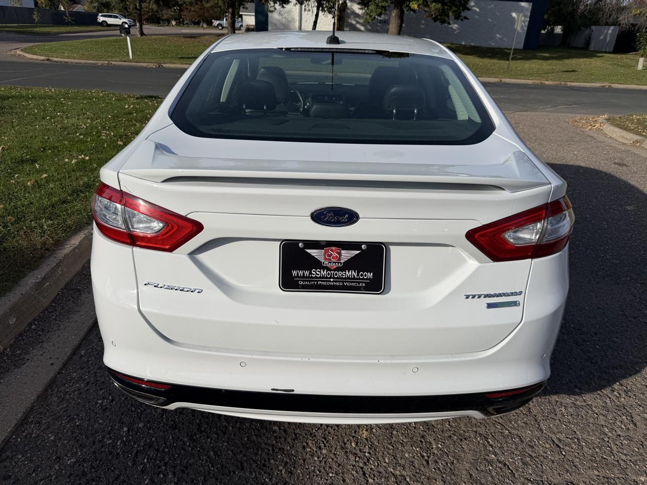 Ford Fusion Titanium 2015