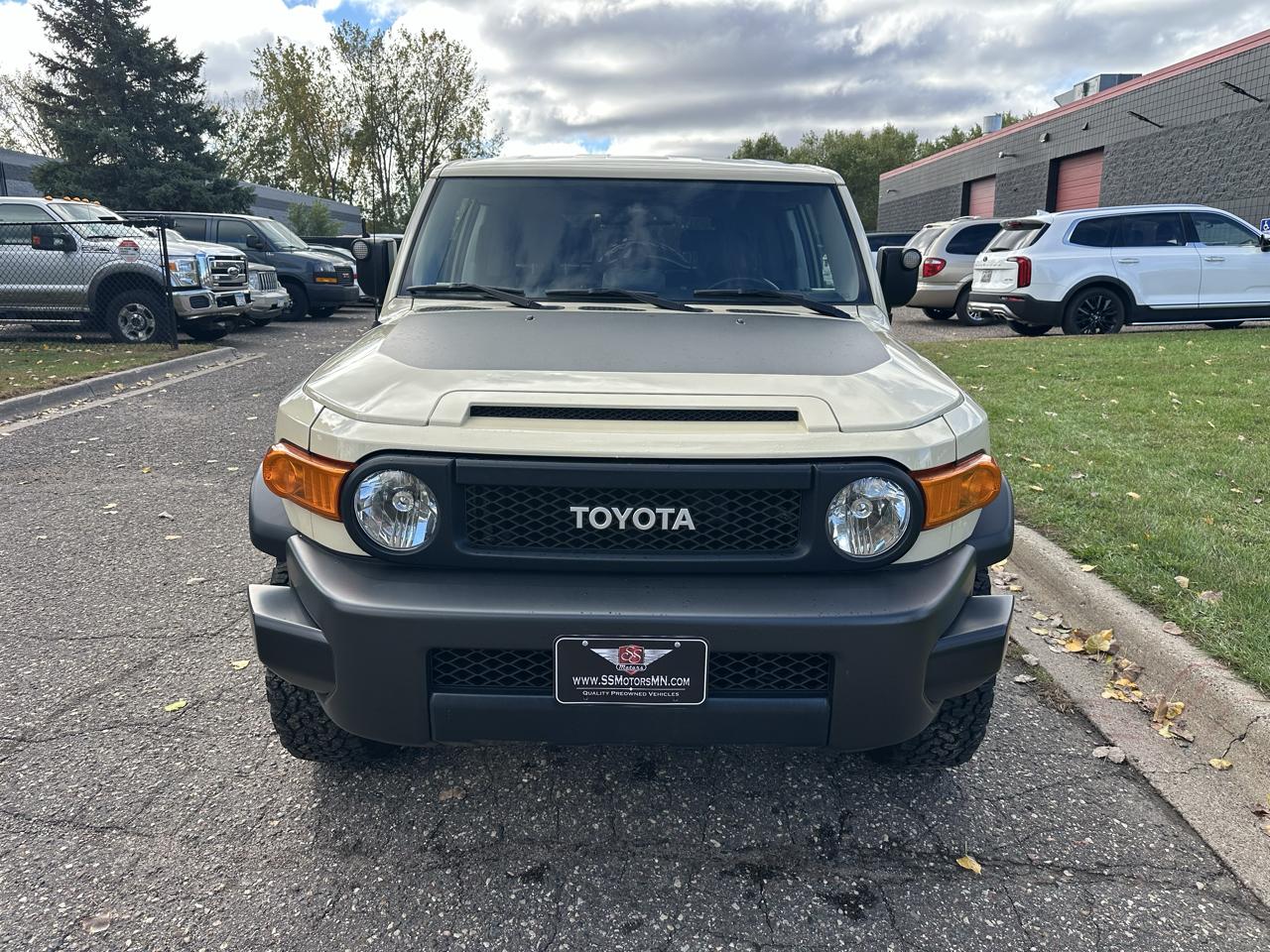 Toyota FJ Cruiser  2010