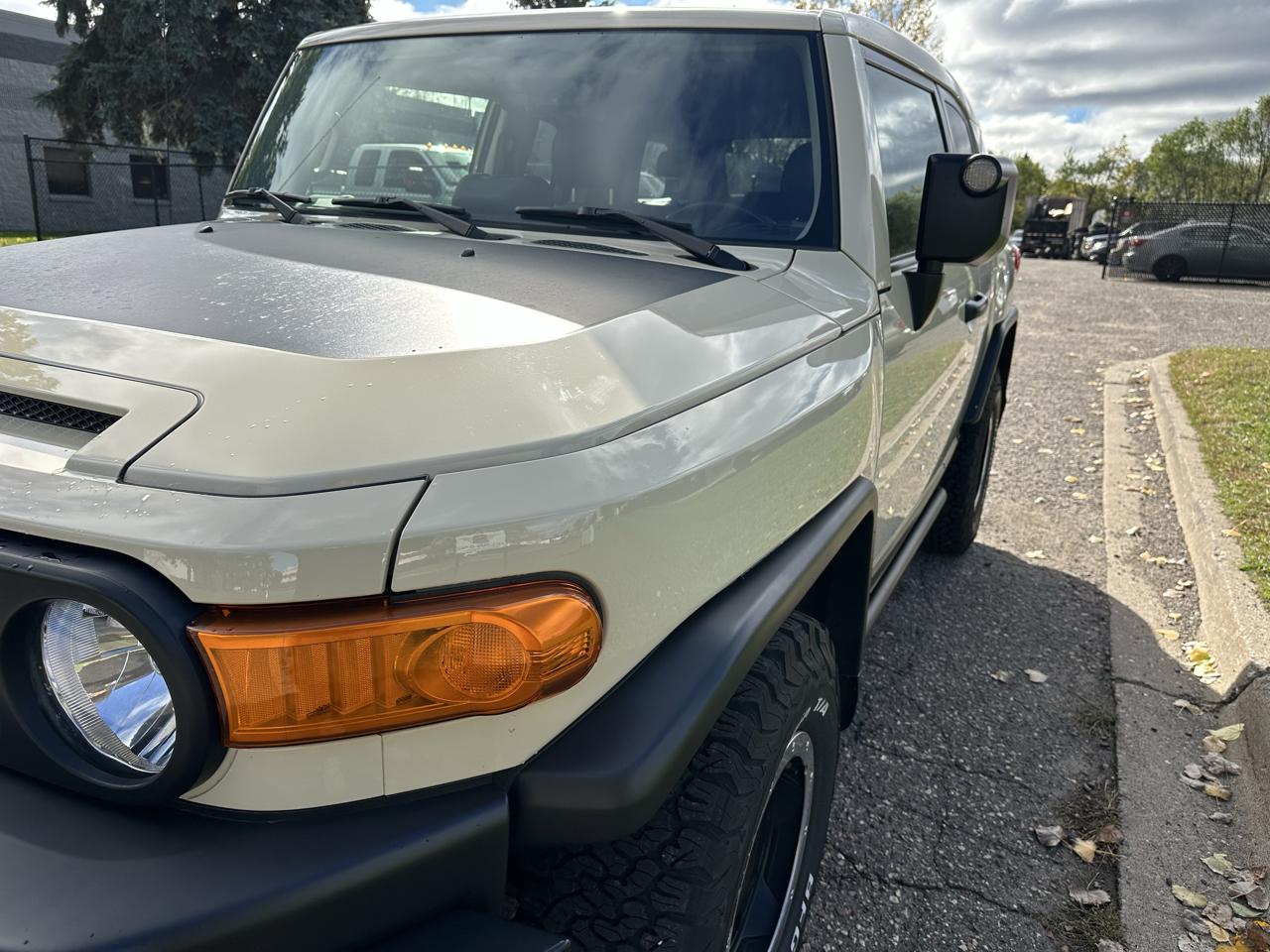 Toyota FJ Cruiser  2010