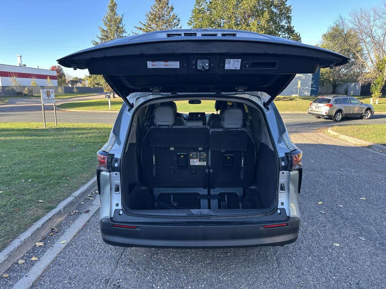 Toyota Sienna XLE 7-Passenger AWD 2021