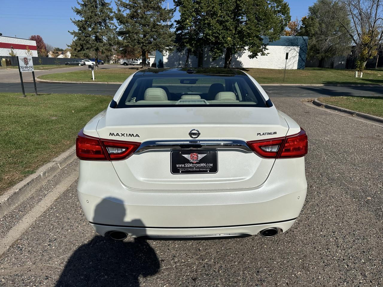 Nissan Maxima 4dr Sdn 3.5 Platinum 2017