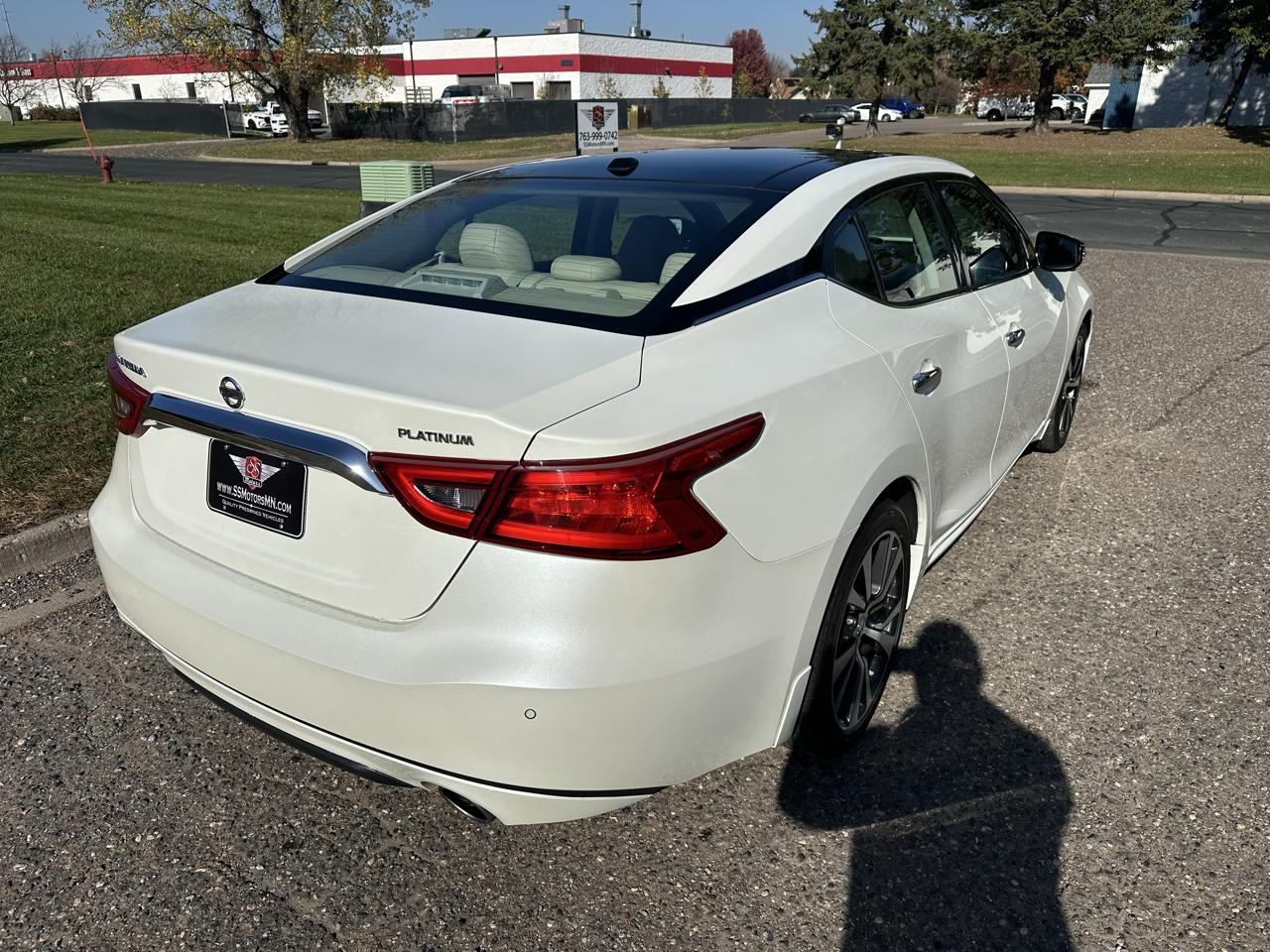 Nissan Maxima 4dr Sdn 3.5 Platinum 2017